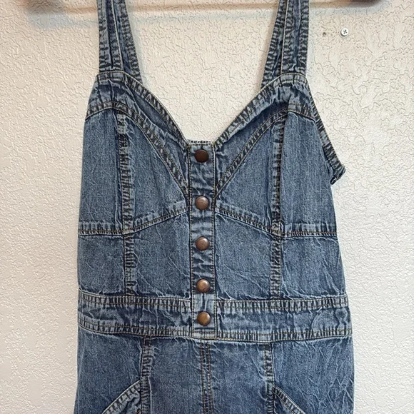 Japna Denim Mini Dress (L) - Picture 2 of 6